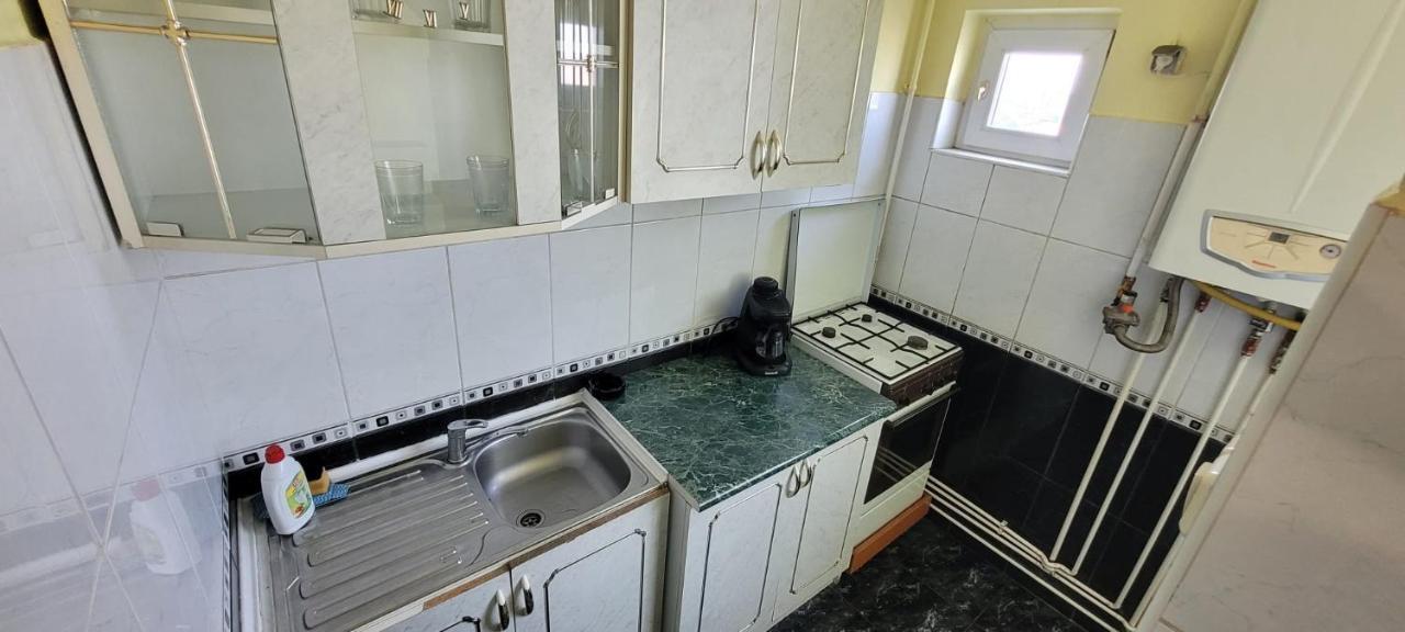 Апартаменты Flora Apartament Сату-Маре Экстерьер фото